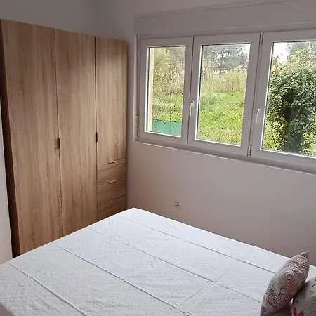 Con Jardin Y Piscina Junto A La Playa 菲尼斯特雷