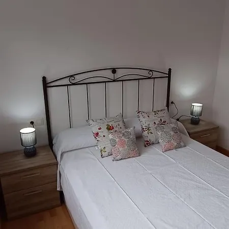 Con Jardin Y Piscina Junto A La Playa Apartman